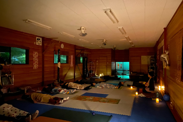 Music Yoga Night シャヴァーサナ