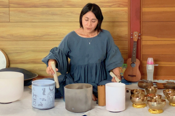 クリスタルボールの演奏