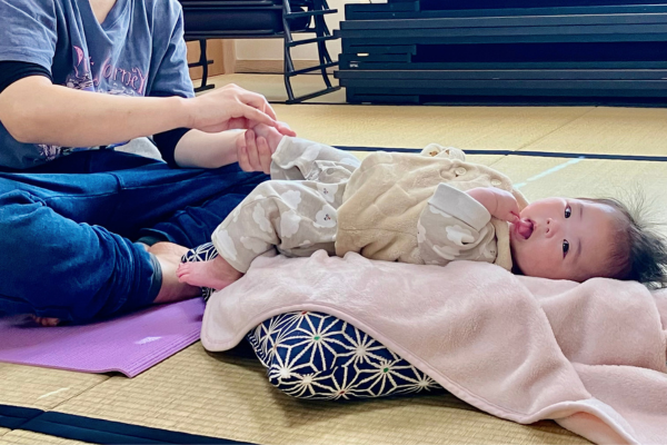 アロマキッズヨガの様子